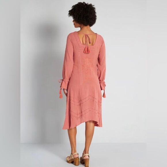 Modcloth Frock & Frill Elegant Wanderer Cotton Midi Dress Embroidered Coral 8 - Picture 3 of 13